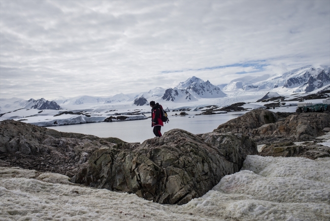 Antarktika Türk bilim insanlarına "laboratuvar" oldu